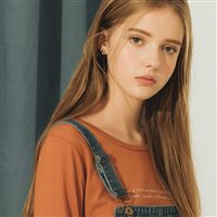 6686体育铁牌作者Finian