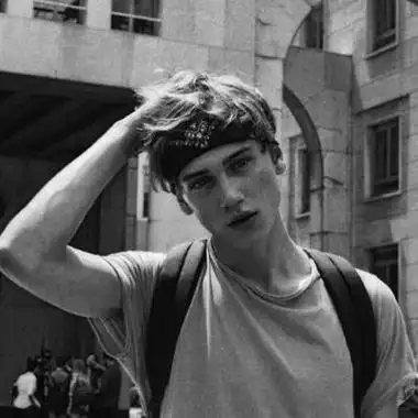 6686体育银牌作者Imani