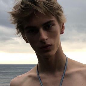 6686体育铜牌作者Jacob