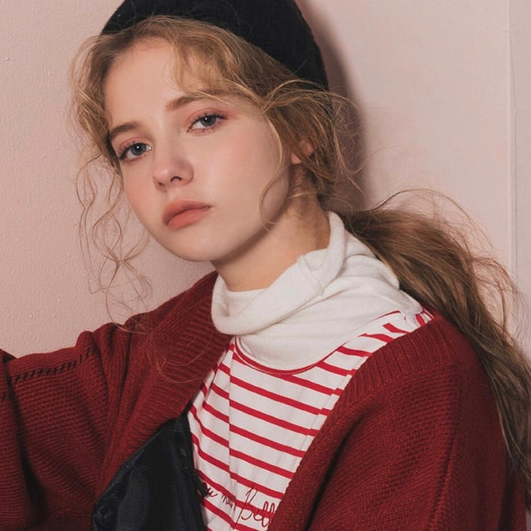 6686体育海外作者Sadie