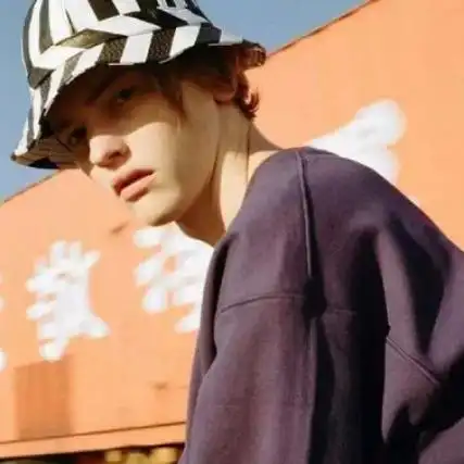 6686体育银牌作者Asher